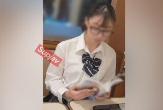 动漫美女被触手羞羞漫画-免费正片在线播放观看