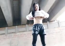 少妇又色又紧又黄又刺激-迅雷影院电视剧在线观看